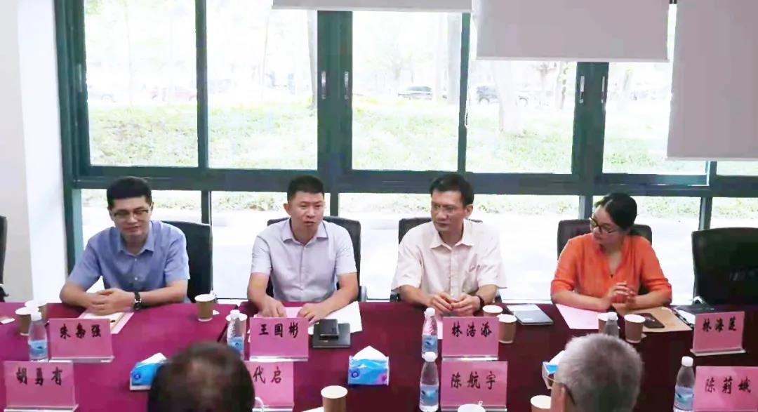 鵬凱環(huán)境與華南理工大學環(huán)境與能源學院簽署戰(zhàn)略合作協(xié)議