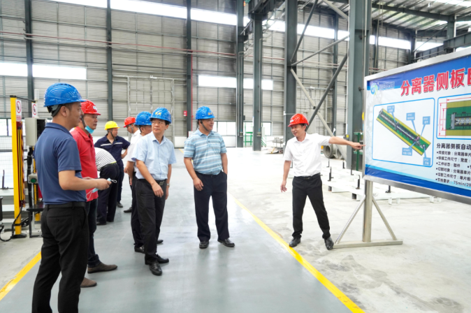 肇慶市人大常委會(huì)副主任關(guān)鍵考察鵬凱環(huán)境