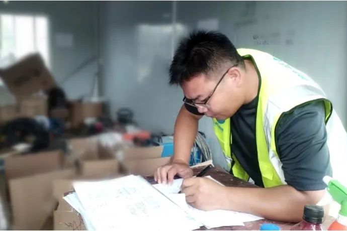 作業(yè)前認真細致核對圖紙 圖片