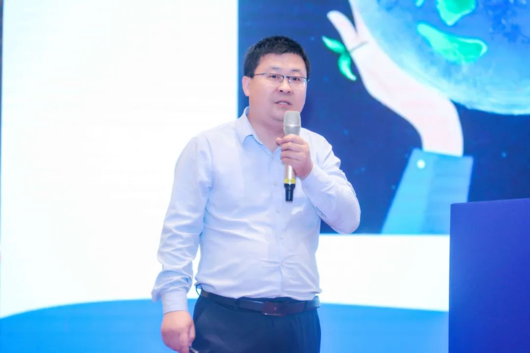 鵬凱環(huán)境市場總監(jiān)龍葉茂先生作主題演講